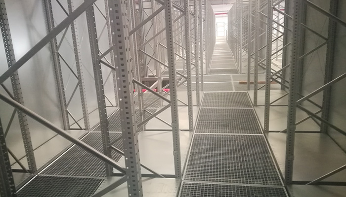Press-locked Steel Grating